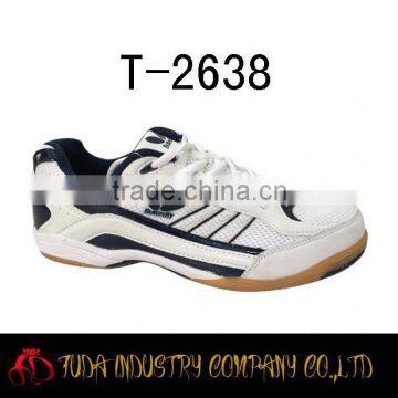 latest wholesale men tennis shoe