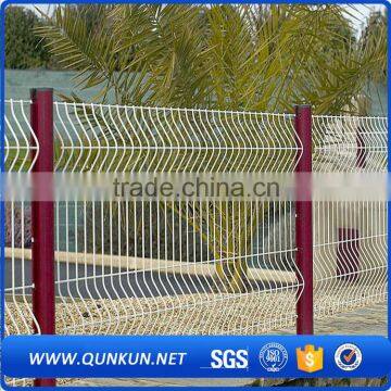 New design best price triangle superior fences and gates