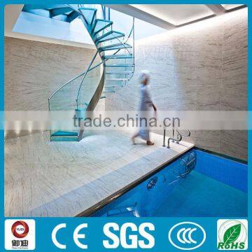Indoor Commerical Tempered Glass Curved Staircase Design photo-2