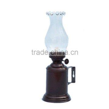 Table Oil Lamp, Solid Brass oil lamp / Beautiful oil lamp 1839