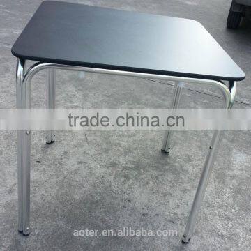 Morden aluminum and phenolic compact laminate outdoor patio table