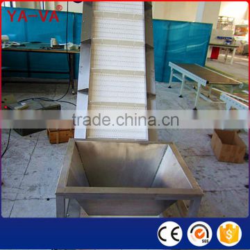 Inclined Conveyor with Side Wall and Baffle to Lifting Vegetables Washing Machine