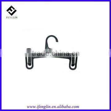 small plastic slipper hanger