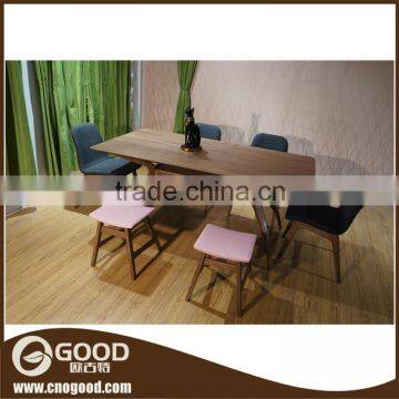 Malaysia Style Rubber Solid Wood Dining Chair and Table Set