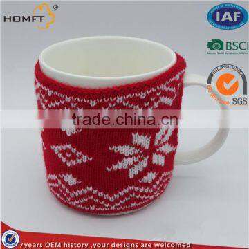 Jacquard knitted cup sleeve