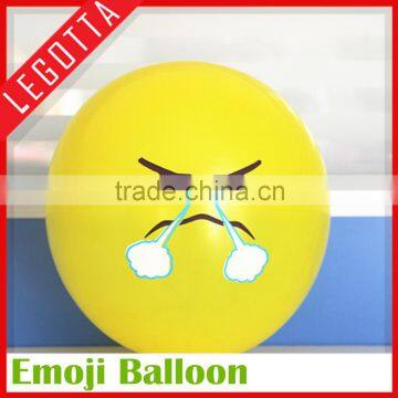 Novelty cute design charm emoji custom OEM rubber balloon for party