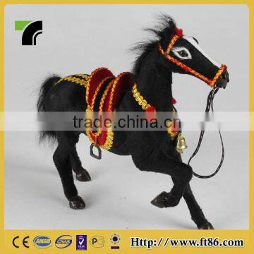 Amusement Toy 2015 Popular High Quality Big Plush Ride on Toy Horse