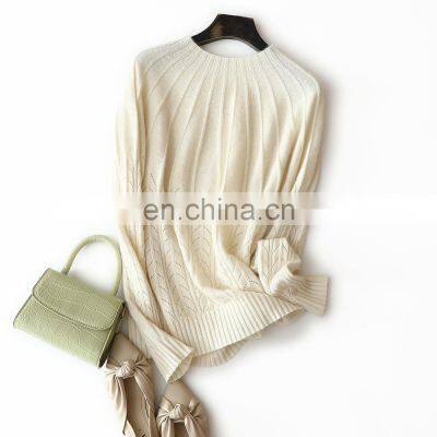 Женский бесшовный трикотажный вязаный кашемировый свитер с вырезанными узорами Жаккард photo-4