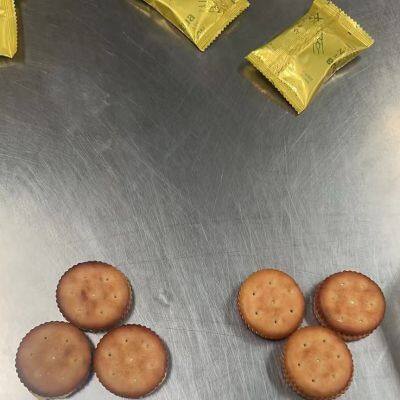 Quality Baked Crispy Anchor Butter Made Chocolate and Peanut Source Sandwich Biscuits