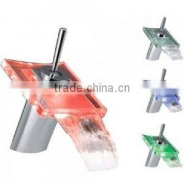 Single Lever Basin Mixer Wash Basin with LED Light