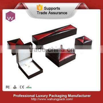 Round Cardboard Jewel Set Box With White Leather