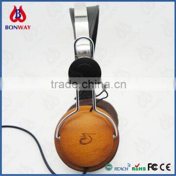 Wood Cover High Competitive Overhead Headphone