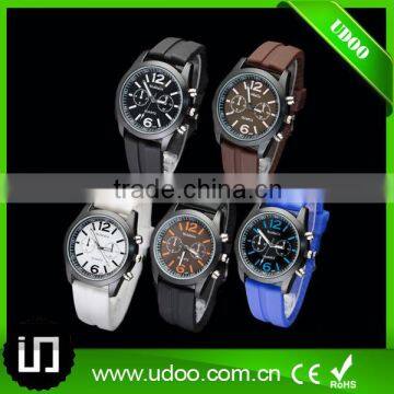 New Arrival Colorful Living waterproof clock wrist watch for men and women