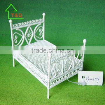Unique Handmade Dollhouse Miniature Metal Pure White Bed