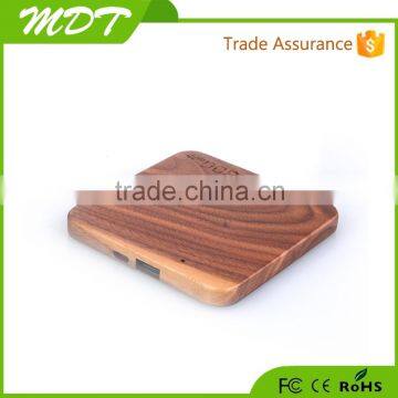 New wood design 2600mah creative portable powerbank for smartphones