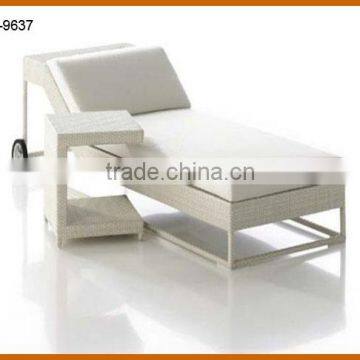 Outdoor White Lounge Daybed