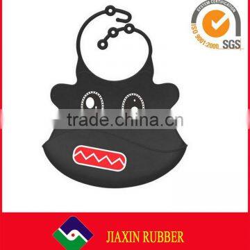 Hot Sale Triangle Bib Patterns Waterproof Soft Food Grade Silicone Baby Bib With Pocket photo-4