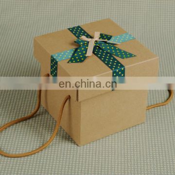 Custom kraft paper gift packaging box