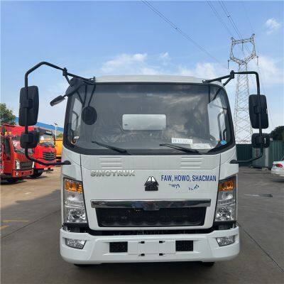 Sinotruk 8 Tons Road Sweeper Truck Street Sweeper Truck