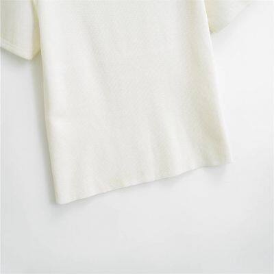 European and American 2025 Spring New Women's Retro Round Neck Undercover Loose Top Girl Design Sense Short Sleeve T-shirt photo-2