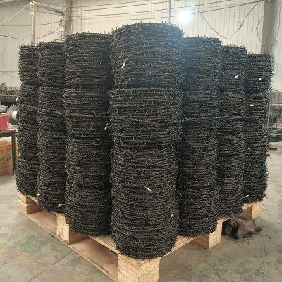 Рулонные рваные проволочные ограждения из высокопрочной оцинкованной стали с двойным скручиванием для ферм