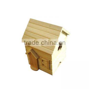 Customized wooden bird house