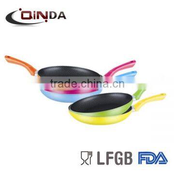 round Frying pan with silk-screen painting inside QD-F031