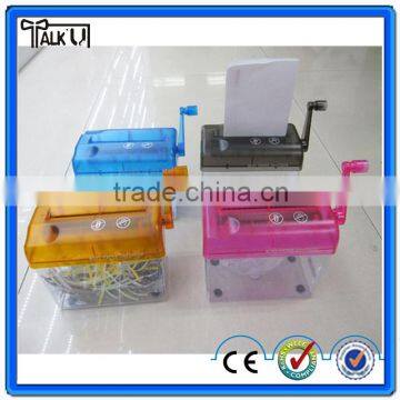 New design strip cut mini manual shredder,cross cut office paper manual shredder,mini hand held manual shredder