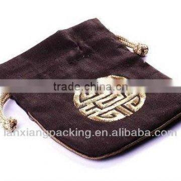 Custom printed velvet jewelry pouches with logo