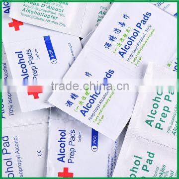 3*3cm Non-woven Cloth Factory High Quality 70% Isopropyl Alcohol Antiseptic Wipes photo-3