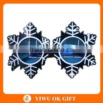 Snowflake party glasses