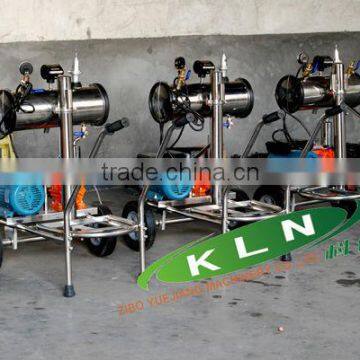 vacuum pump type milking machine with one bucket
