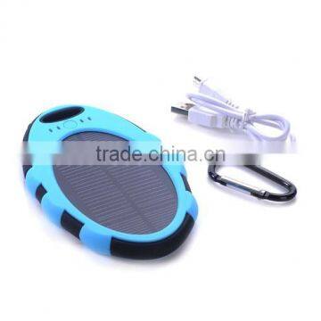 Hot Selling Fashion Design Waterproof 5000mah Solar Powered Charger photo-4