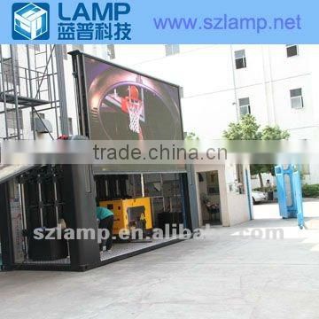 LAMP full color video led screen onto a truck