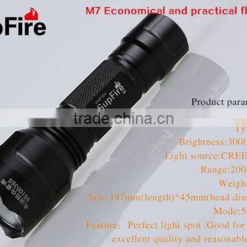 SupFire Using 3*AAA Battery or 18650 Battery Power Style Flashlight
