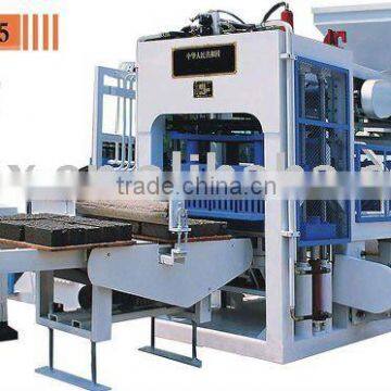High-efficiency Concrete Brick Moulding Machine (QT6-15)