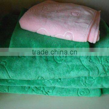 100% microfiber towel with border