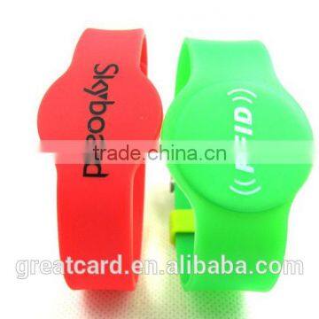 Waterproof Smart 13.56 MHz Silicone Rfid Bracelet for Attendance Access Control or Swimming Pool photo-5