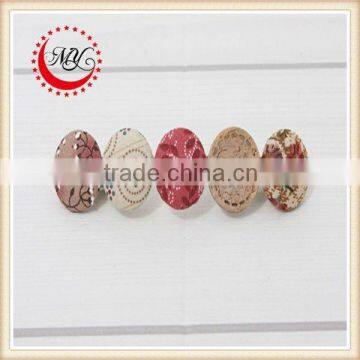 Lovely button clip hunter