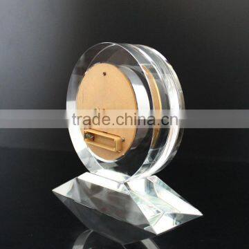 Round Shaped Crystal Desktop Clock photo-4