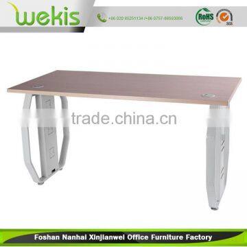 Good Quality Personalized High End Economic Acrylic Laptop Table