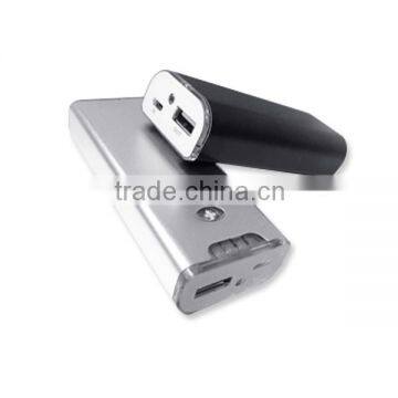 factory 3600mah rechargeable USB universal power bank &battery charger with flashlight