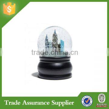 Factory Resin Customized Snow Globe,Water Globe