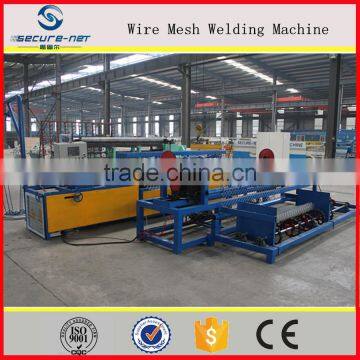 Best safety chain link fence machine price