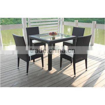 SFM3150818-04 Rattan Furniture Outdoor Wholesale Hotel Table and Chairs