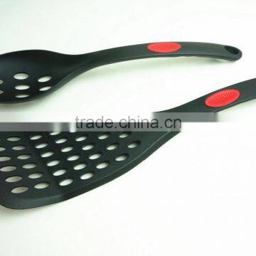 33053 Nylon Kitchen Tturner and Spoon photo-3