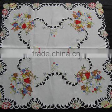 100% Polyester Handmade Embroidery Easter Table Cloths