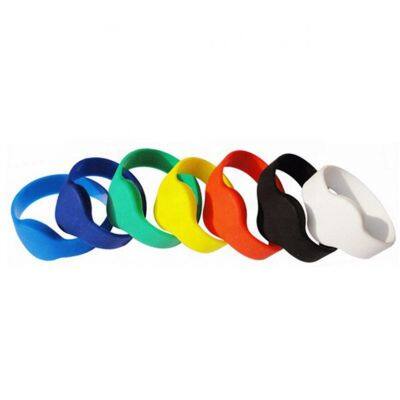 Waterproof NFC Silicone Bracelets RFID Cashless Payment Wristbands NTAG213 NFC Rubber Wristband Silicon Custom Logo