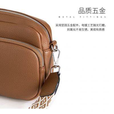 Jacquard Shoulder Bag photo-4