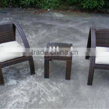 rattan two-seat cofee table